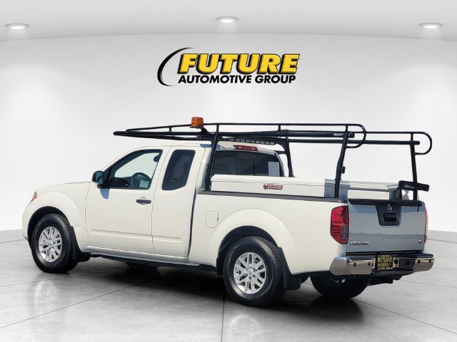 Used 2020 White Nissan SV image 7