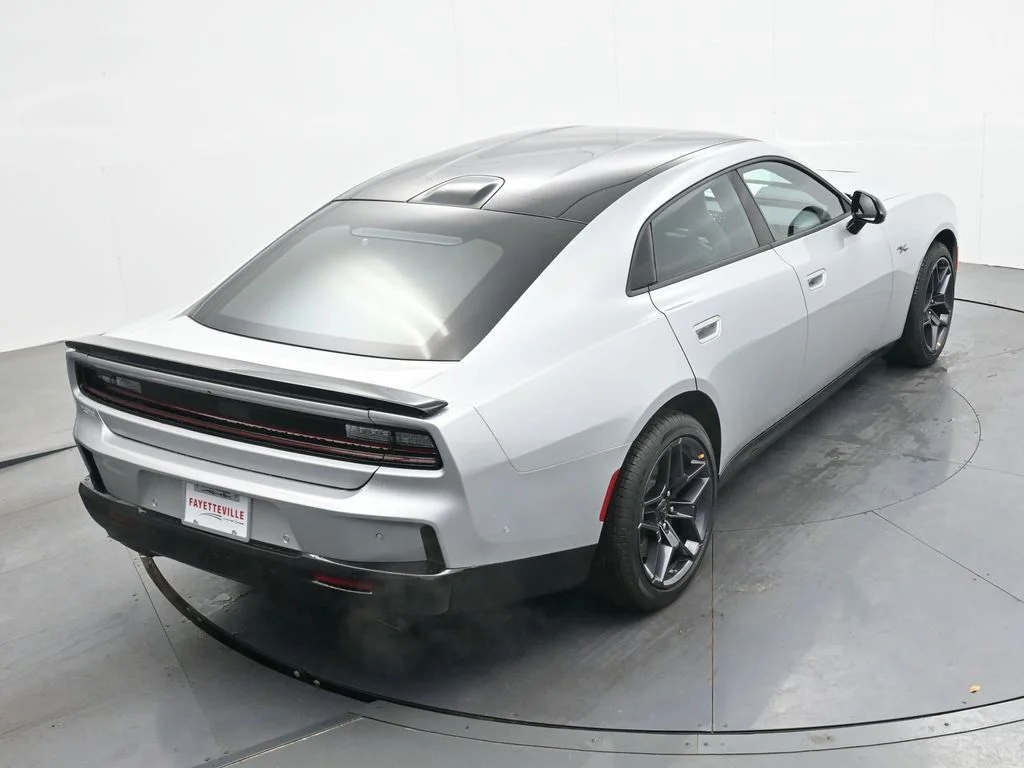 New 2026 Triple Nickel Exterior Paint Dodge R/T Plus image 28