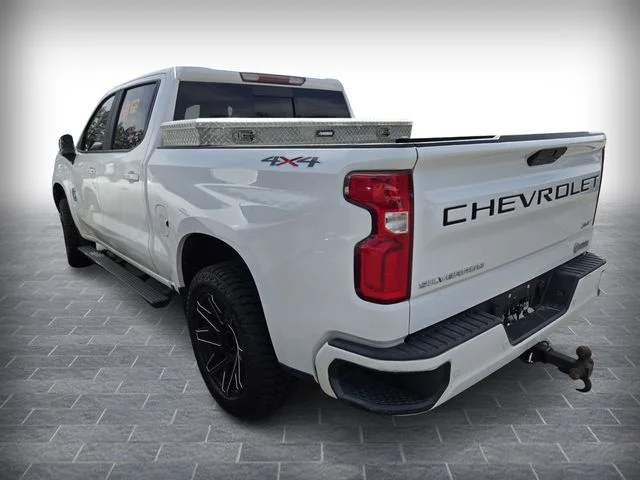 Used 2021 White Chevrolet RST image 3