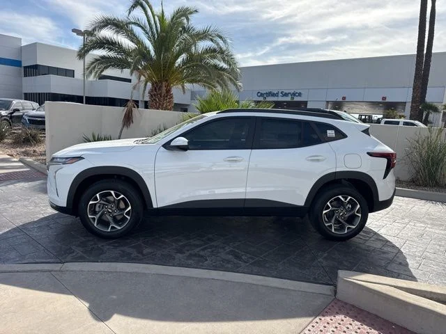 New 2026 White Chevrolet LT image 3