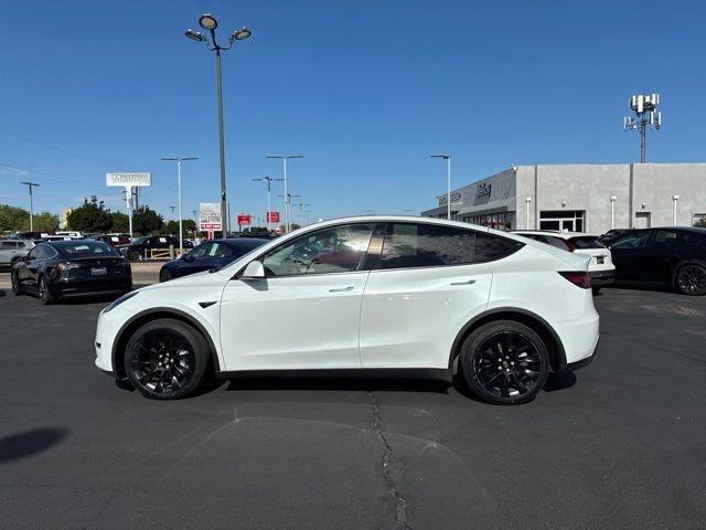 Used 2023  Tesla Long Range image 4