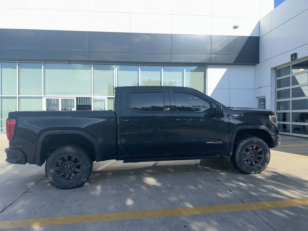 2024 GMC Sierra 4WD Crew Cab Short Box AT4X's photo