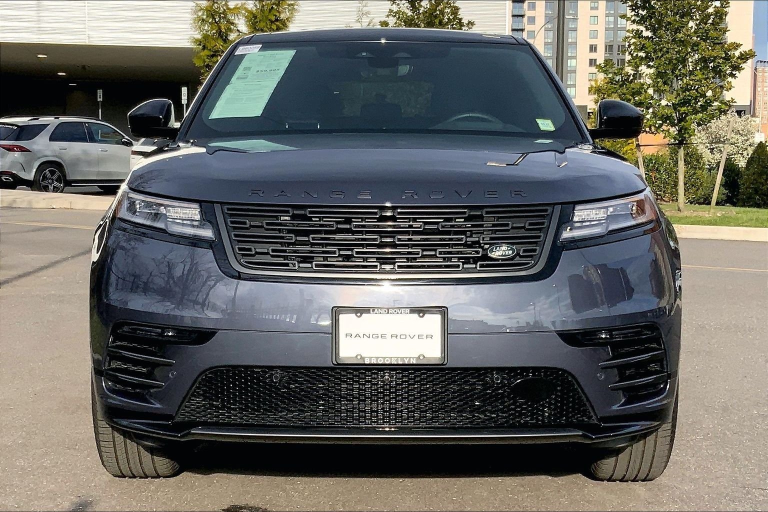 Certified Used 2026 Varesine Blue Metallic Land Rover Dynamic SE image 3