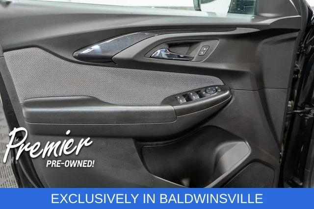 Used 2023 Black Chevrolet LT image 15