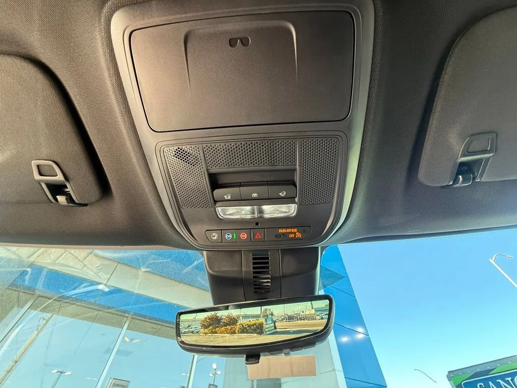 New 2026 Ebony Twilight Metallic GMC Elevation image 28