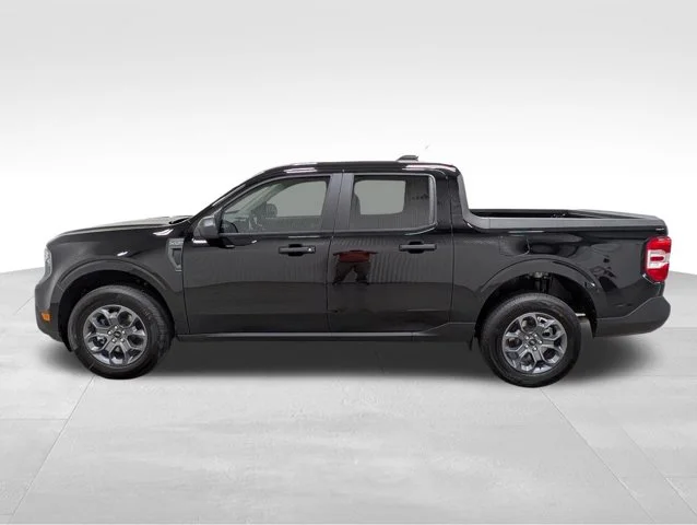 New 2026 Shadow Black Ford XLT image 26