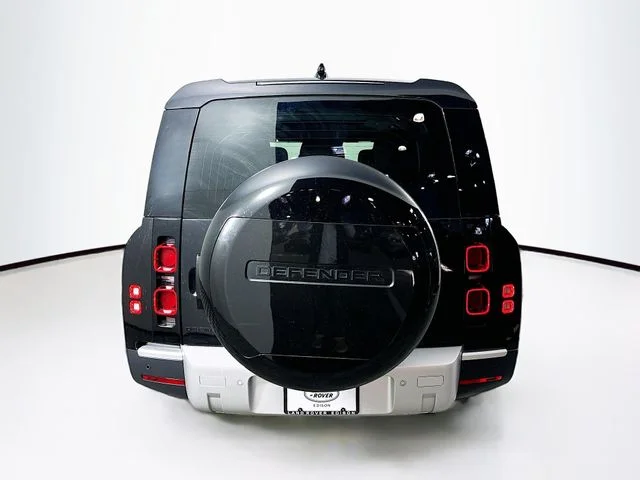 Used 2025 Black Land Rover S image 6