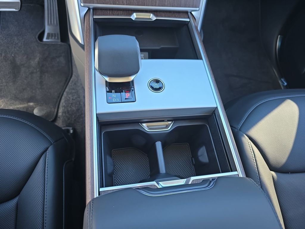 New 2026 Icy White Land Rover SE image 26