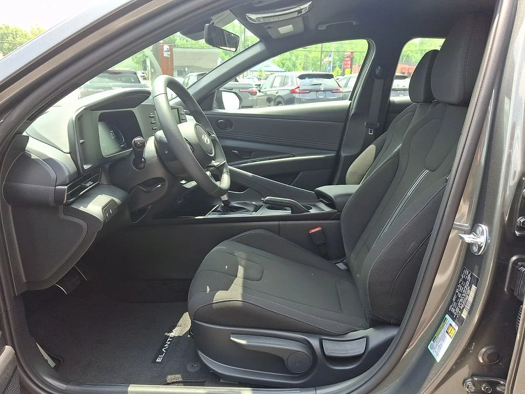 New 2026 Gray Hyundai SEL Sport image 7