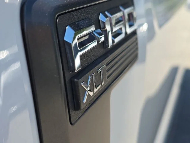 Used 2022 White Ford XLT image 9