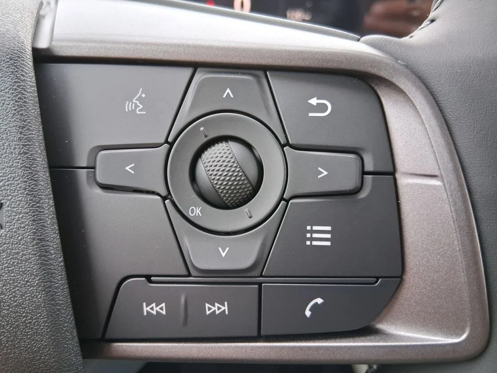 New 2026 Gun Metallic Nissan SL image 10
