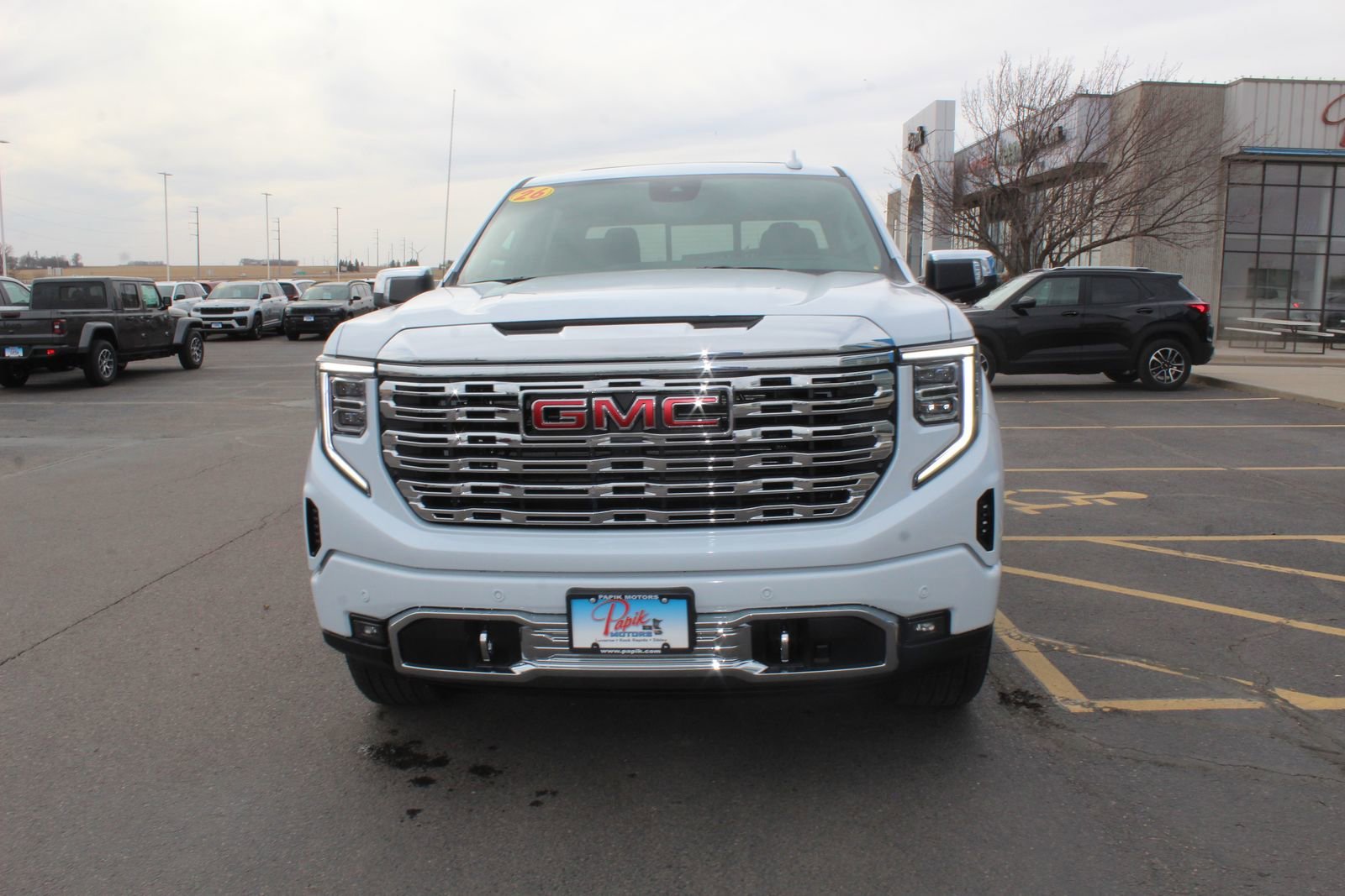2026 GMC Sierra 1500 Denali - Photo 10
