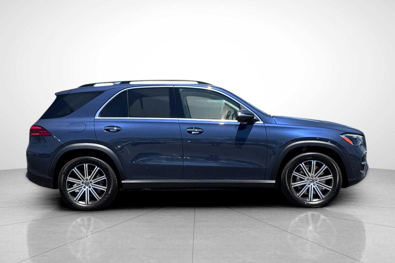 New 2026 Twilight Blue Metallic Mercedes-Benz GLE 350 image 32