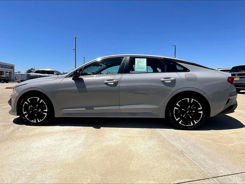 Used 2024 Gray Kia GT-Line image 3