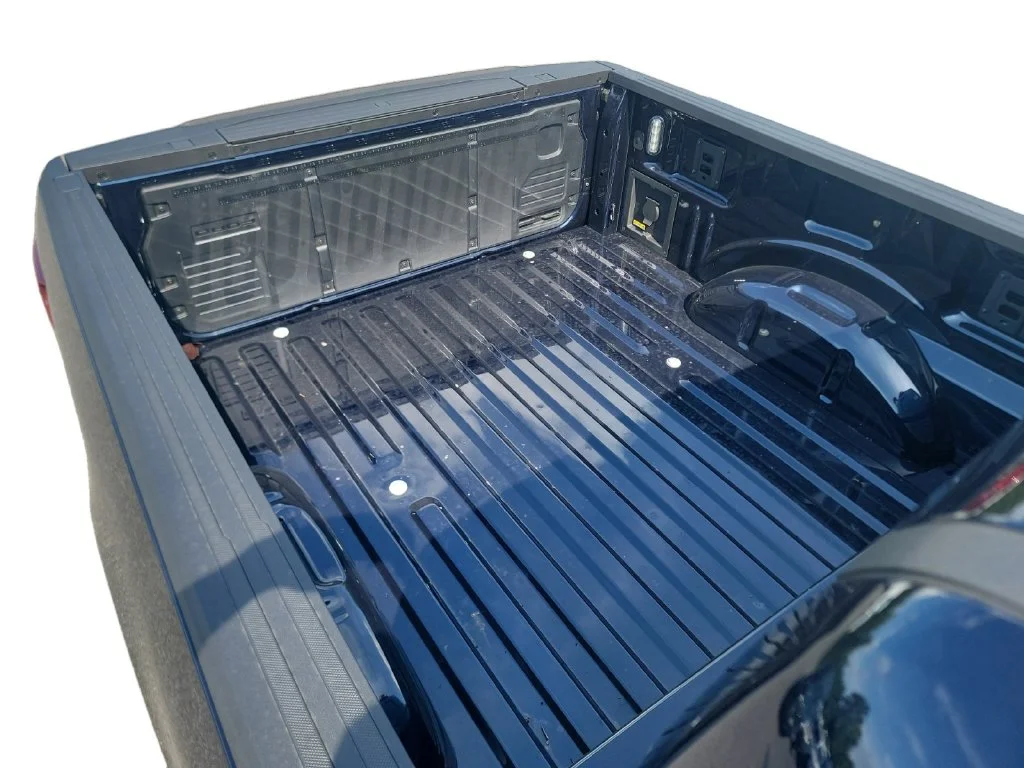 New 2026 Blue Ford XLT image 17