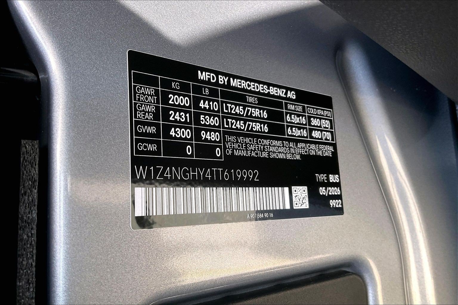 New 2026 High-tech silver metallic Mercedes-Benz Passenger 170 WB image 23