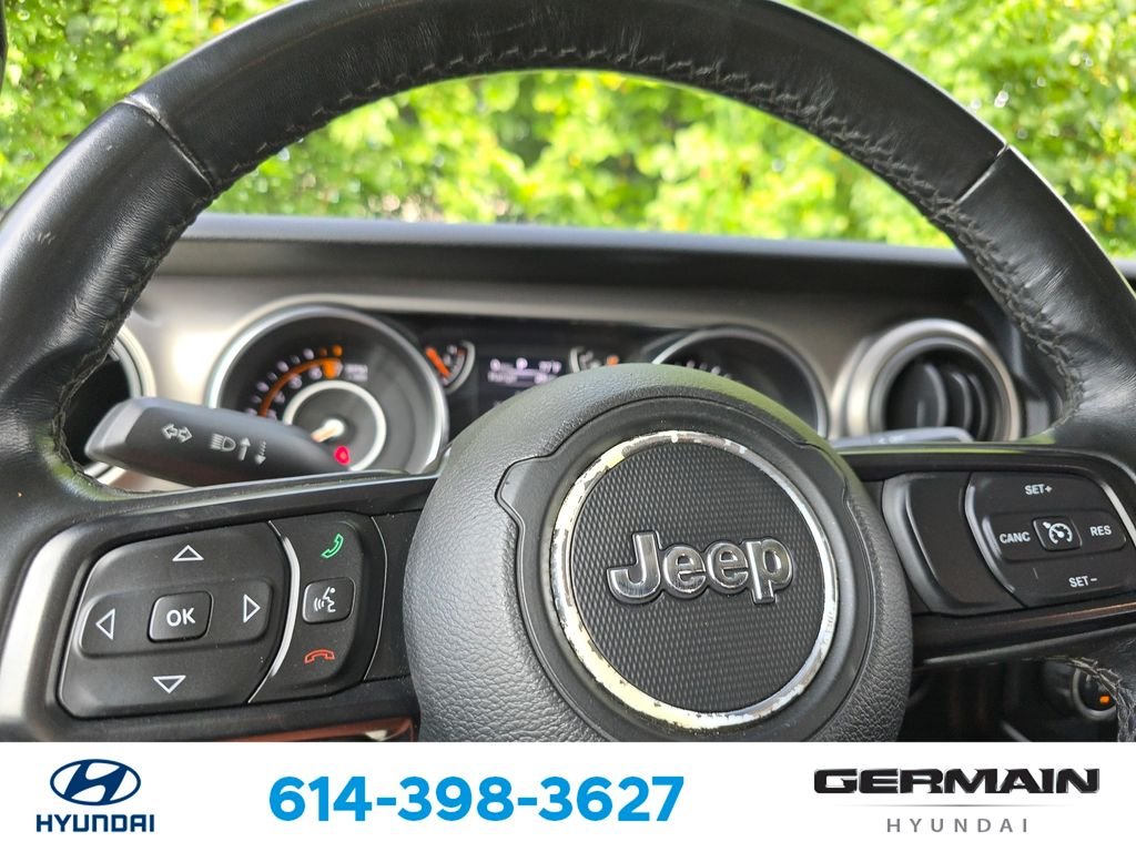 Used 2020 Silver Jeep Sport image 22