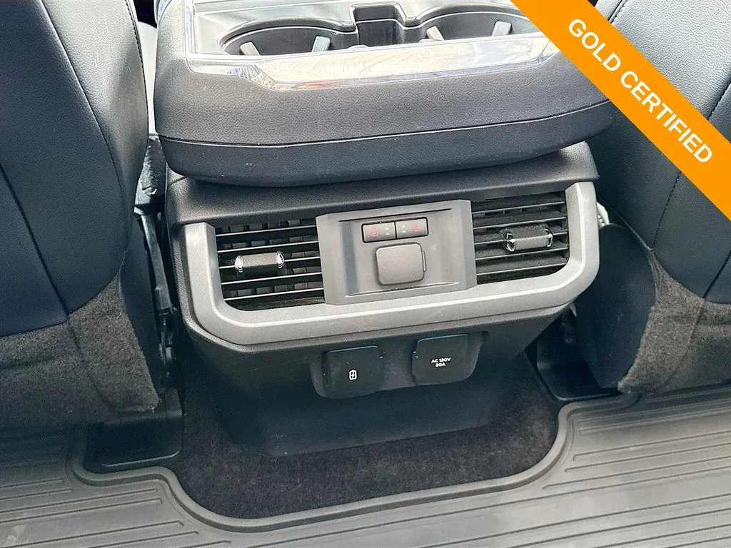 Used 2021 Gray Metallic Ford Lariat image 21