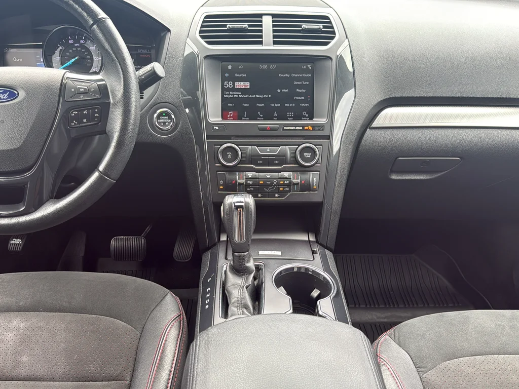 Used 2018 Black Ford XLT image 20