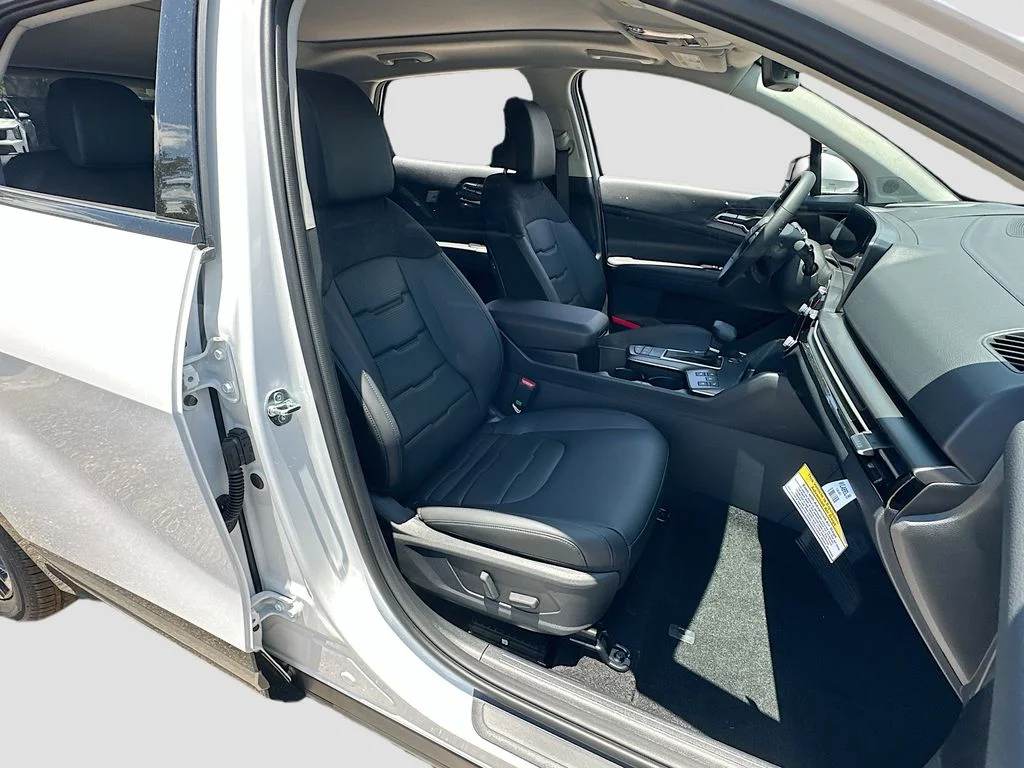 New 2026 Glacial White Pearl Kia SX Prestige image 29
