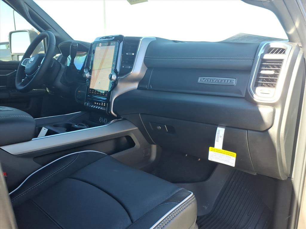 New 2026 Granite Crystal Metallic Clear-Coat Exterior Paint RAM Laramie image 6