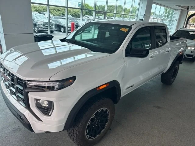 Used 2026 Summit White GMC AT4 image 1