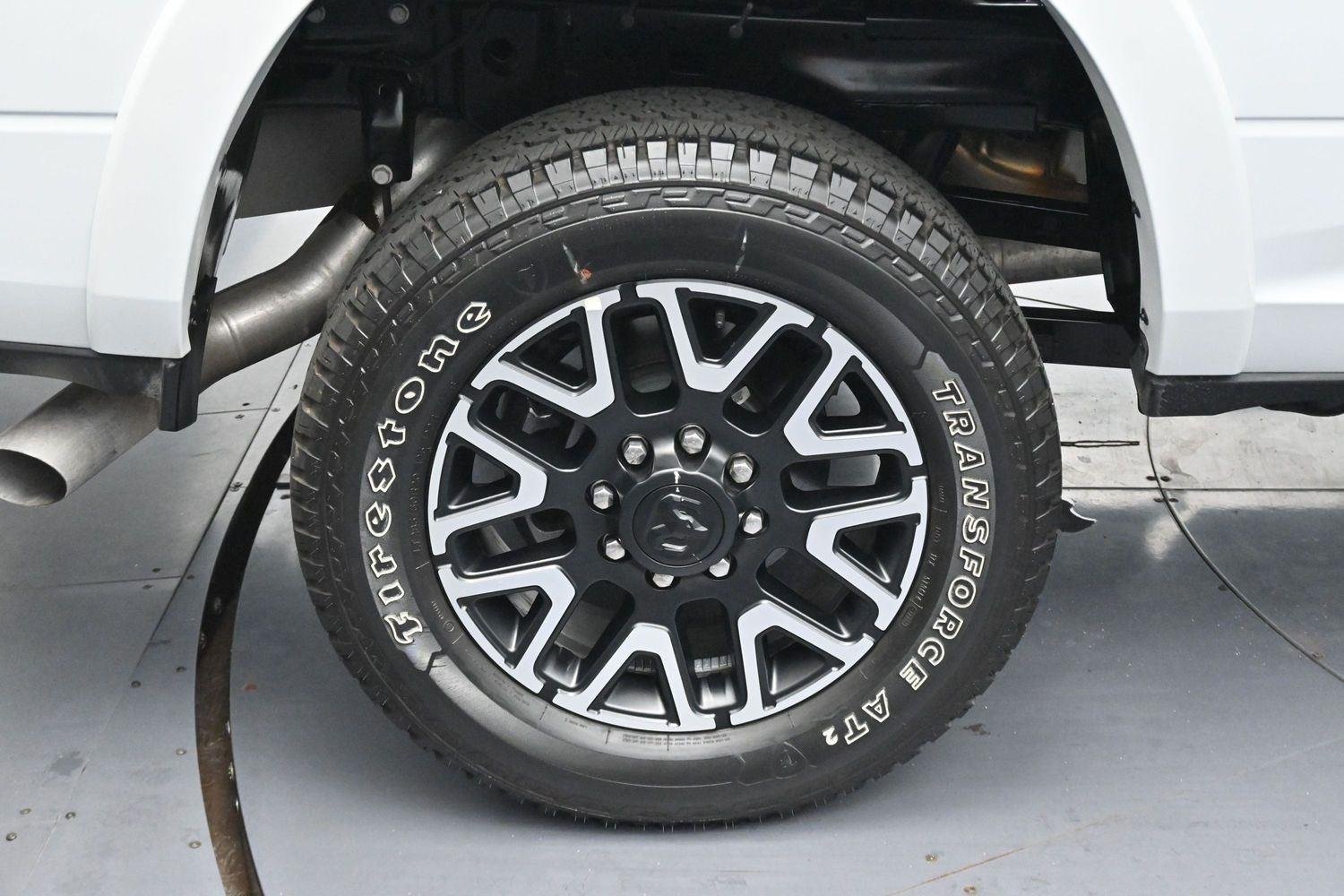 Used 2025 White Ram Limited image 37