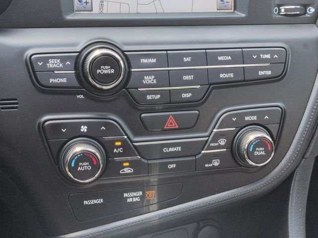 Used 2011 Silver Kia SX image 22