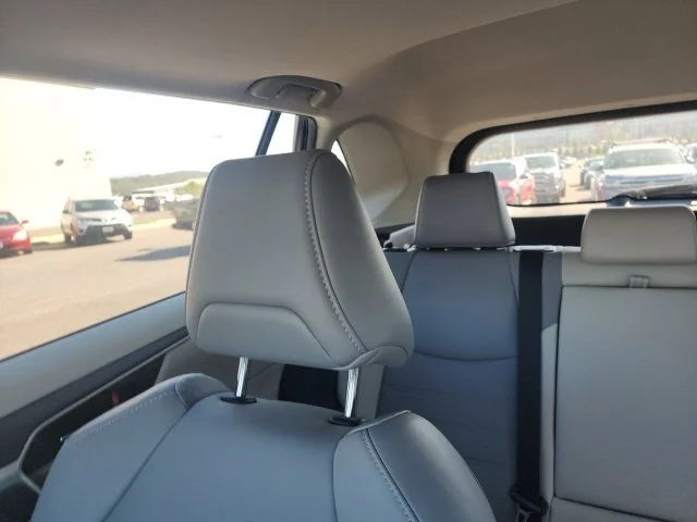 Used 2021 Black Toyota XLE Premium image 18