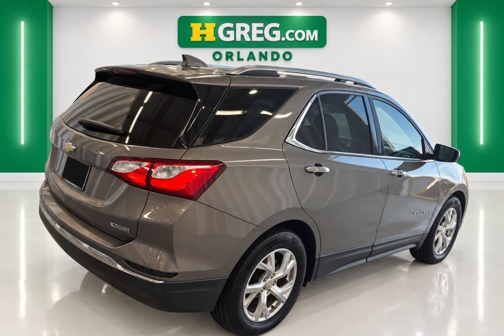 Used 2018 Pepperdust Metallic Chevrolet Premier image 4