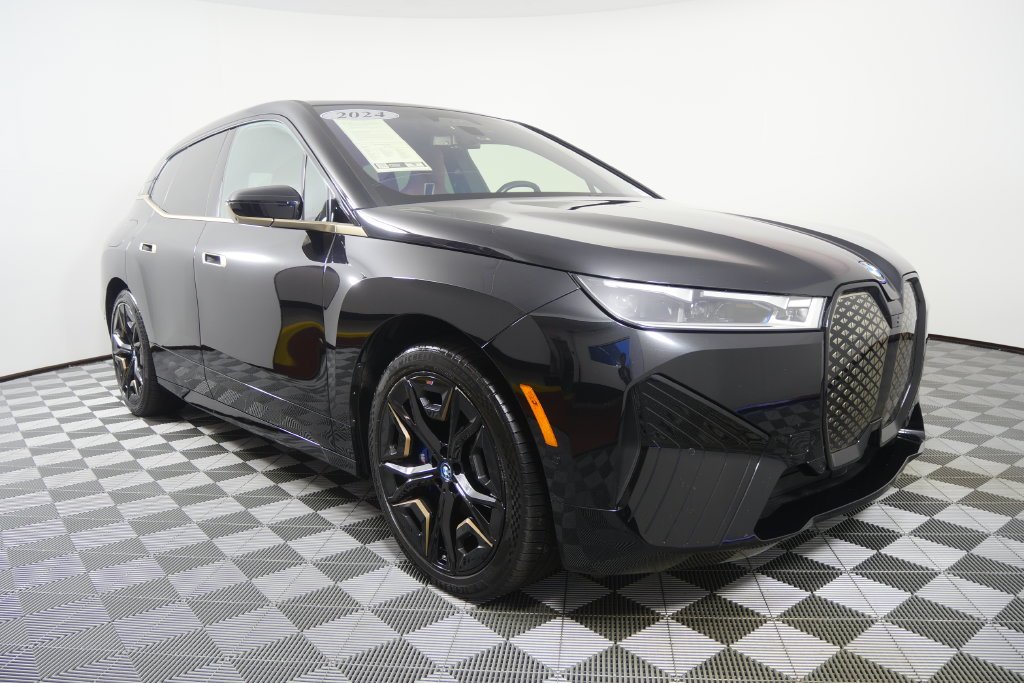 Certified Used 2024 Black Sapphire Metallic BMW M60 image 2