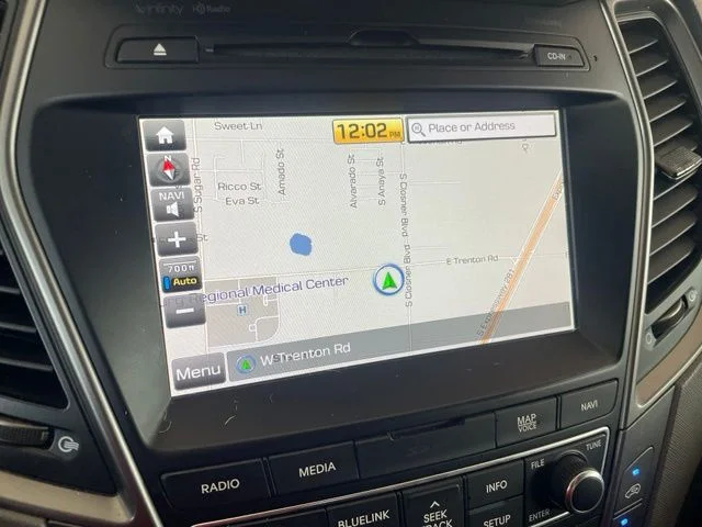 Used 2018 White Hyundai 2.4 Base image 14