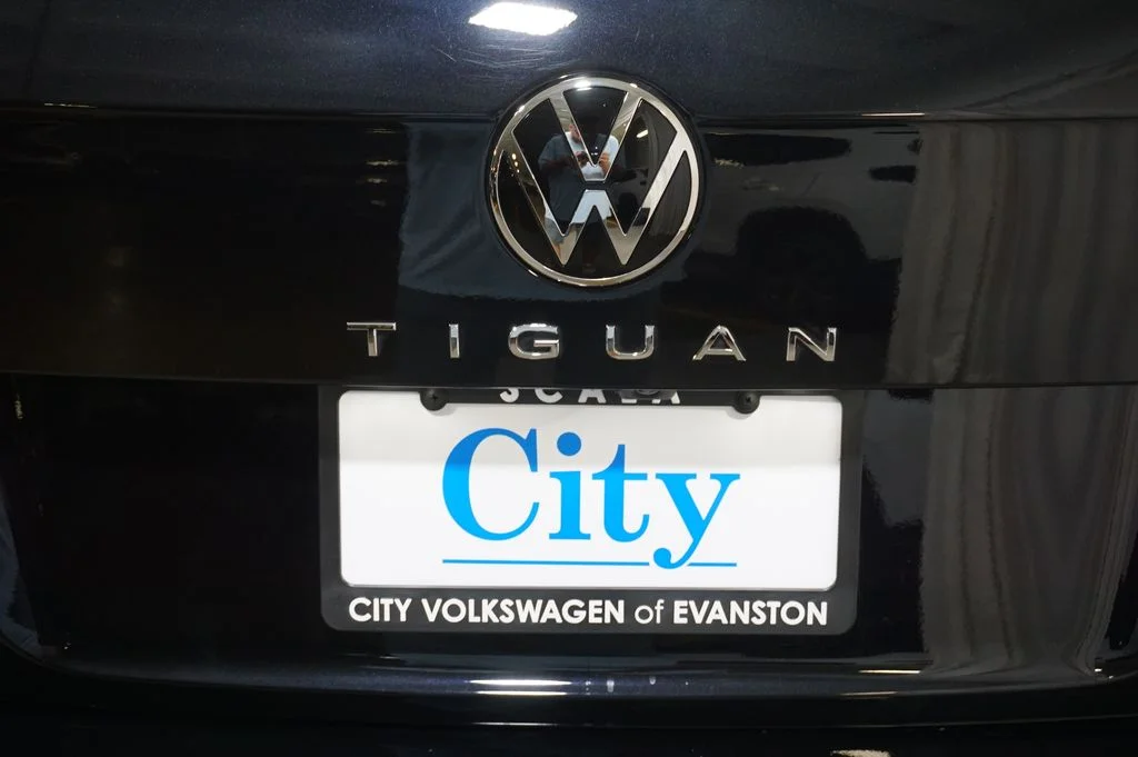Certified Used 2023 Black Volkswagen 2.0T SE image 31
