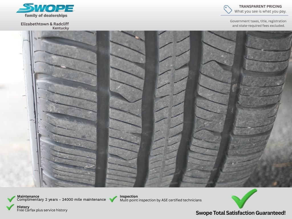 Used 2015 Tuxedo Black Ford SE image 28