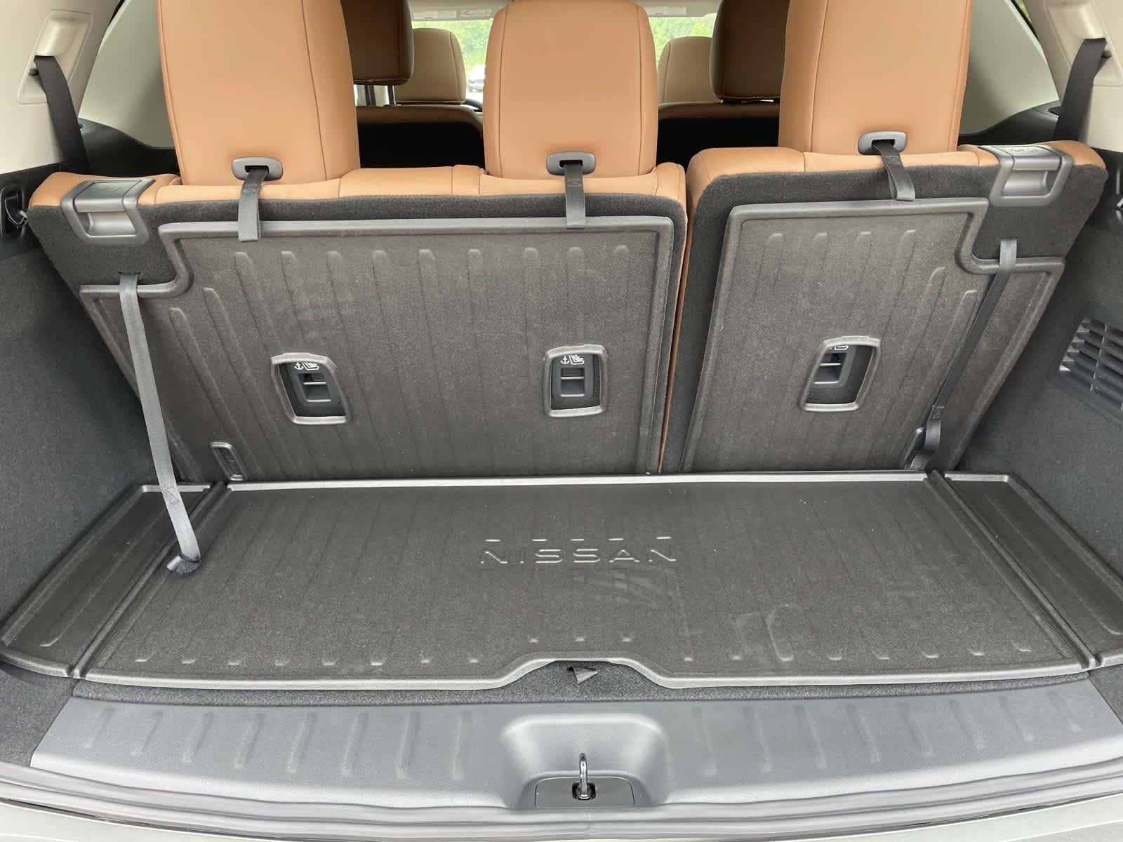 New 2026 Boulder Gray Pearl Nissan Platinum image 18