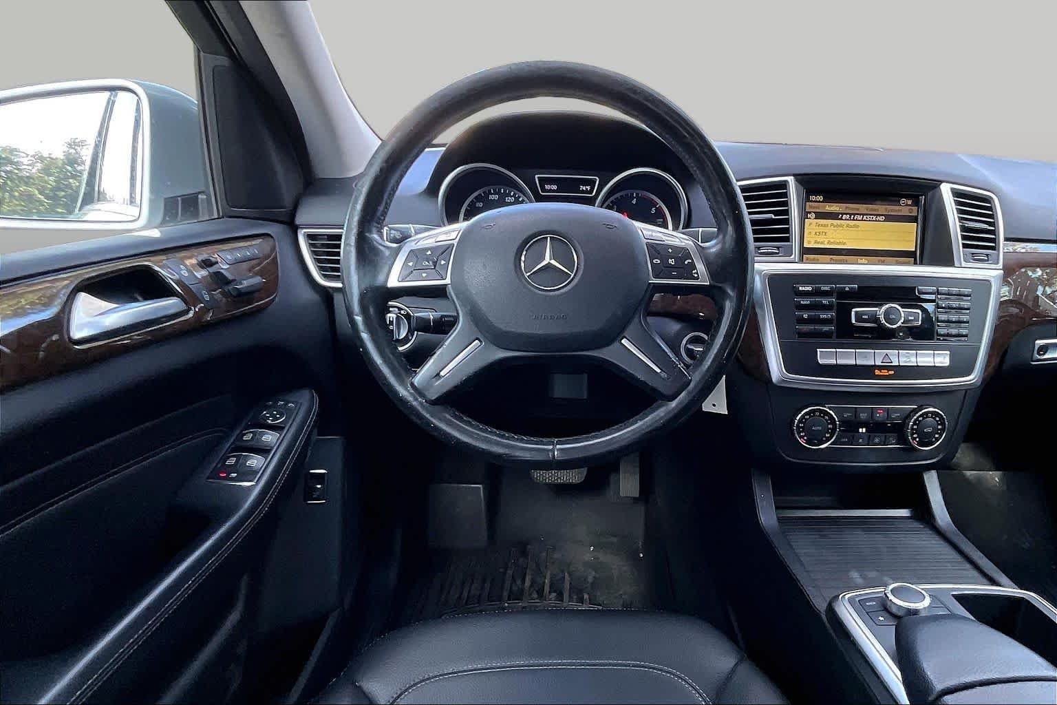 Used 2012 Iridium Silver Metallic Mercedes-Benz ML 350 BlueTEC® image 5