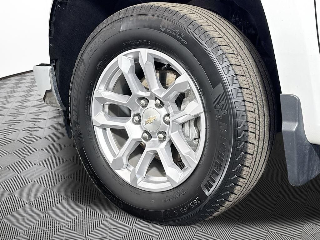 Used 2024 White Chevrolet LT image 23