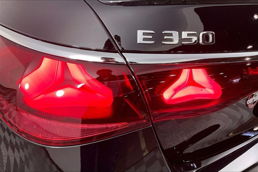 2025 Mercedes-Benz E-Class E350 - Photo 24