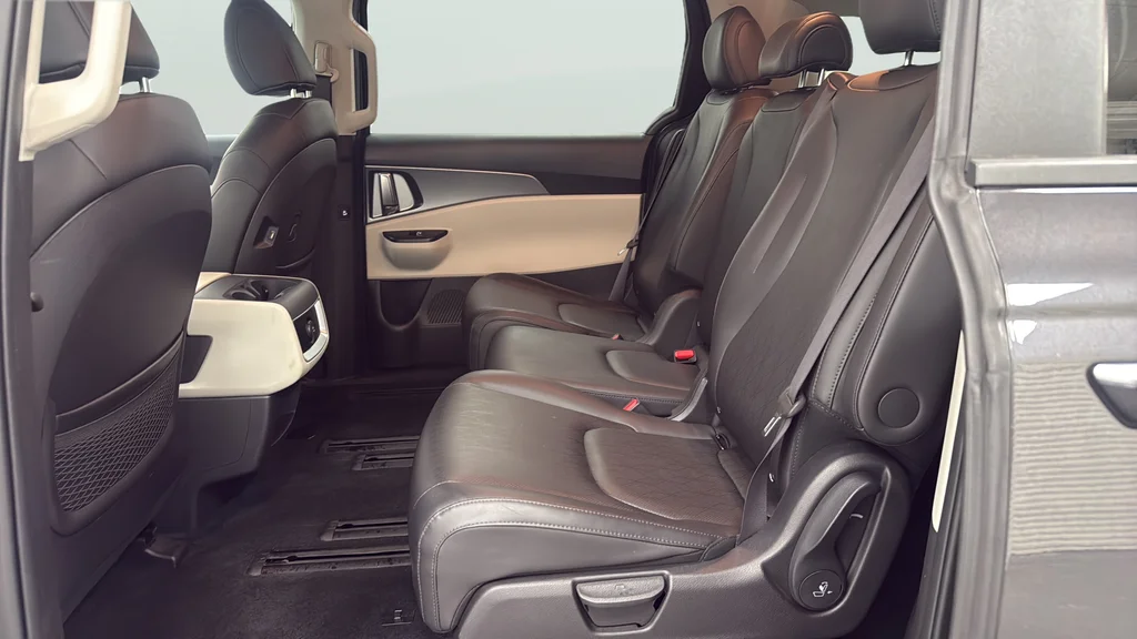 Used 2023 Gray Kia LX Seat Package image 13