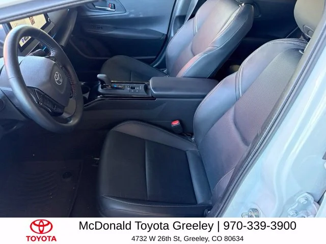 Used 2025 Beige Toyota Nightshade image 9