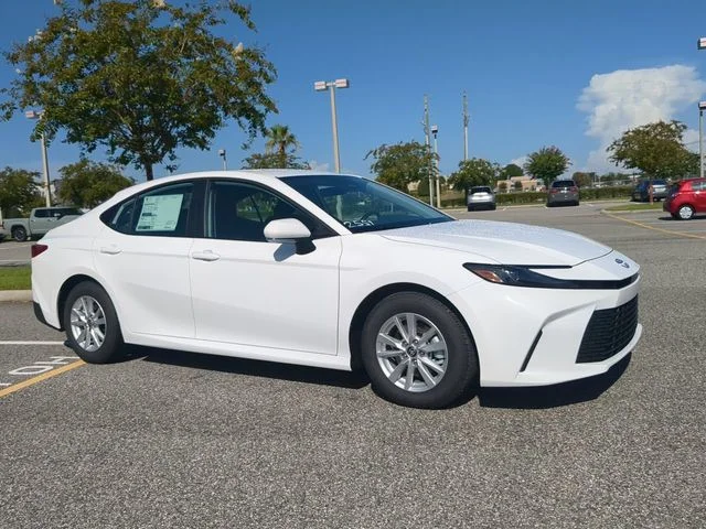 New 2026 Ice Cap Toyota LE image 2