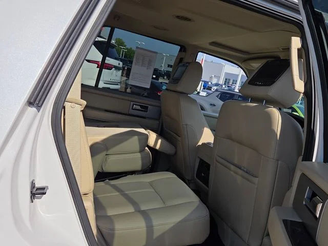 Used 2017 White Ford Limited image 15