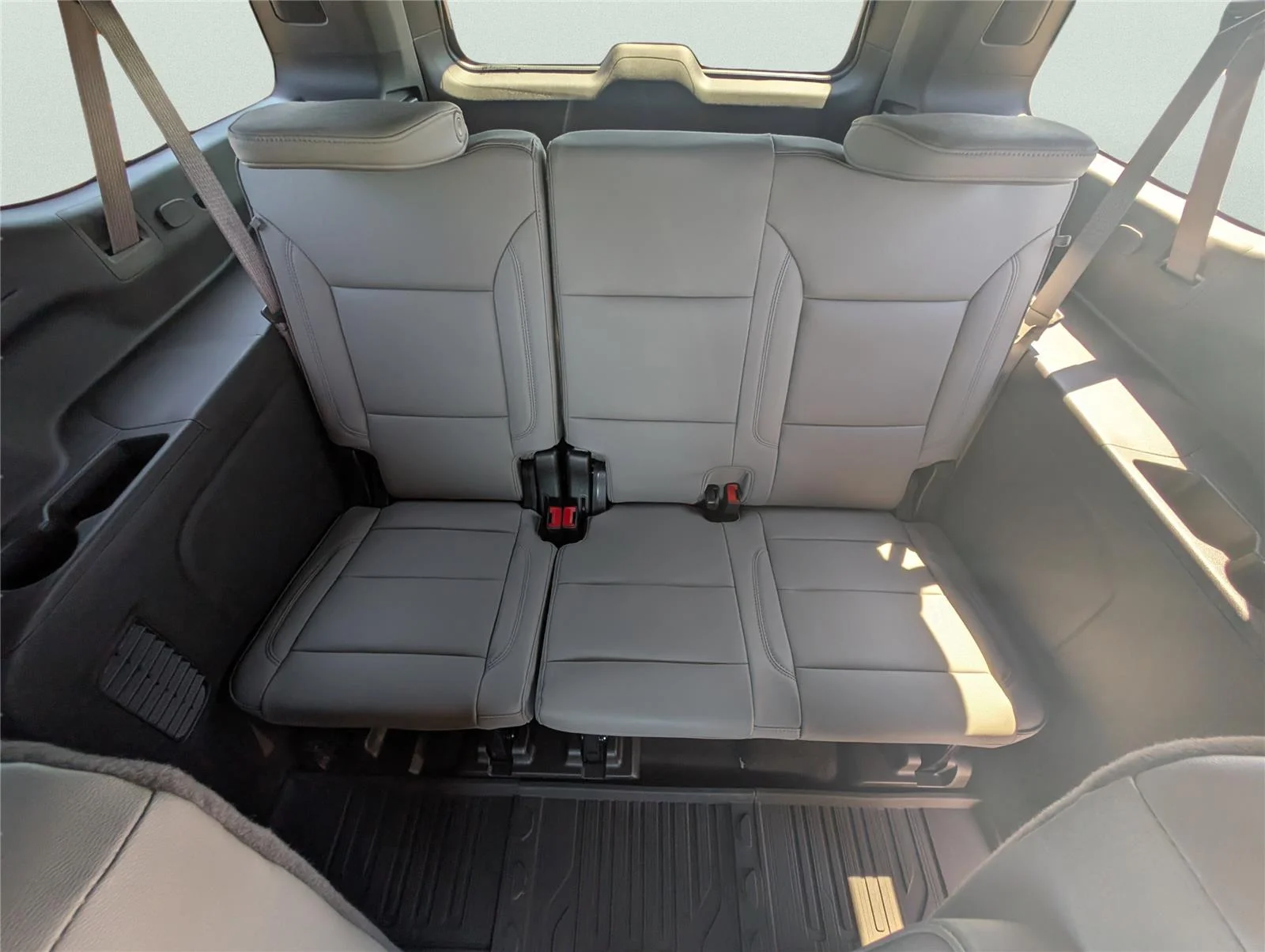 New 2026 Summit White GMC Elevation image 21