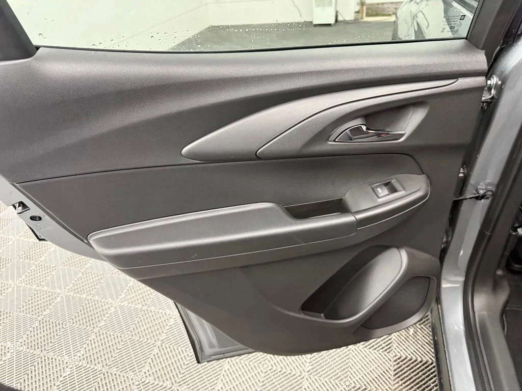 Used 2024 Gray Chevrolet LT image 32