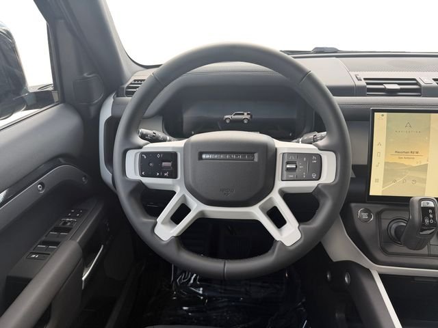 New 2026 Santorini Black Land Rover X-Dynamic SE image 13