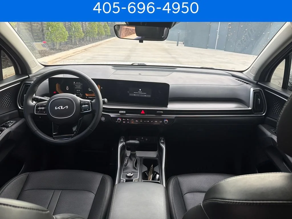 Pre-Owned 2024 Kia Sorento S
