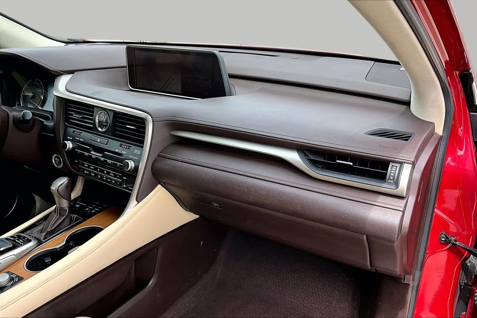 Used 2019 Matador Red Mica Lexus  image 19