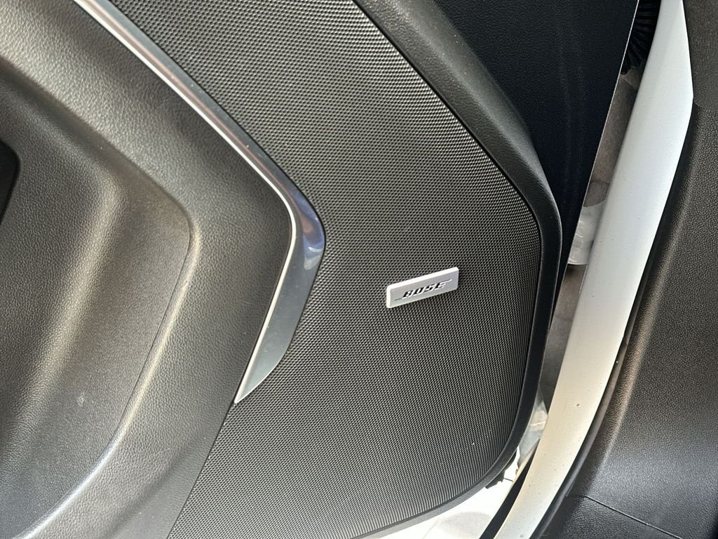 Used 2023 Summit White Chevrolet Z71 image 33