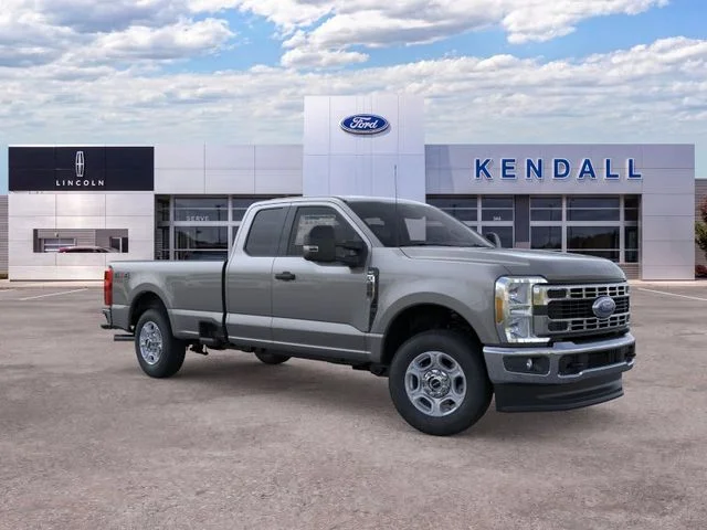 New 2026 Gray Metallic Ford XLT image 7