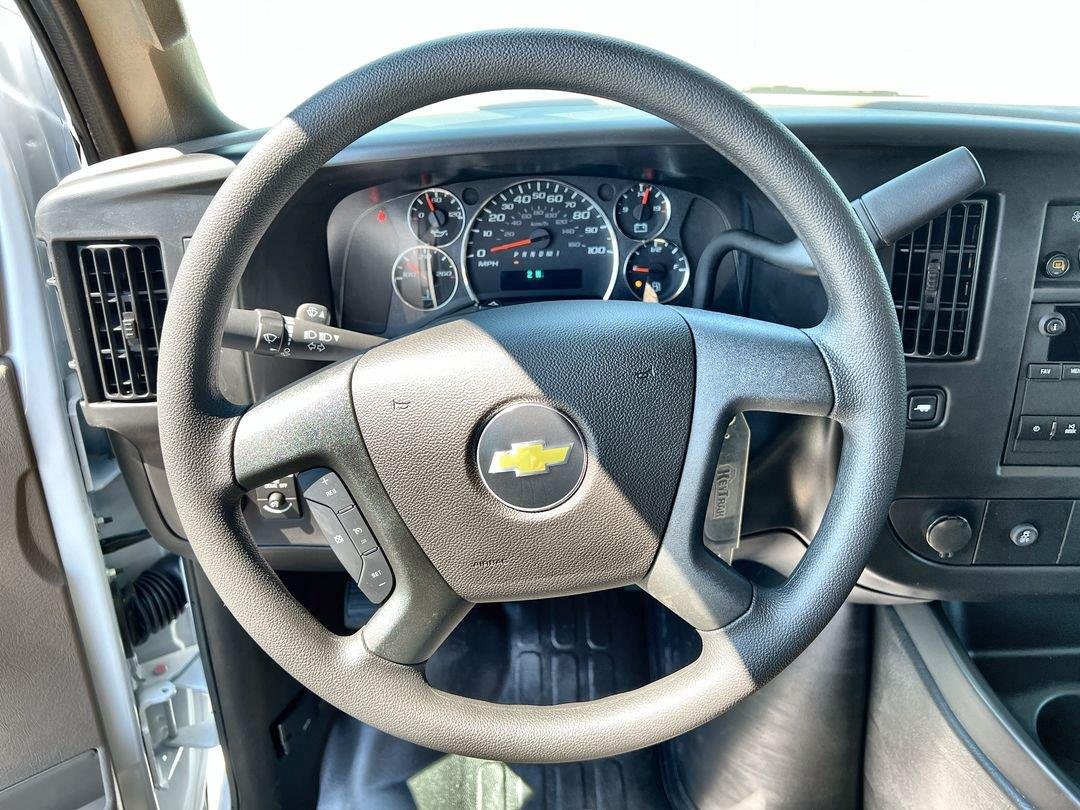 2026 Chevrolet Express Cargo Work Van - Photo 15